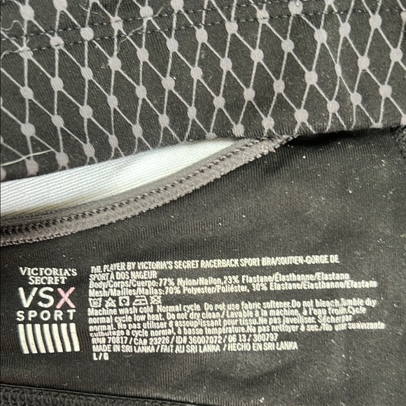 VSX (Victoria’s Secret Sports) Black Diamond Pattern Sports Bra - Picture 4 of 4